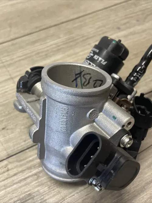 KTM DUKE 150 200 390 FUEL THROTTLE BODY COMPLETE NEW TAKE OFF