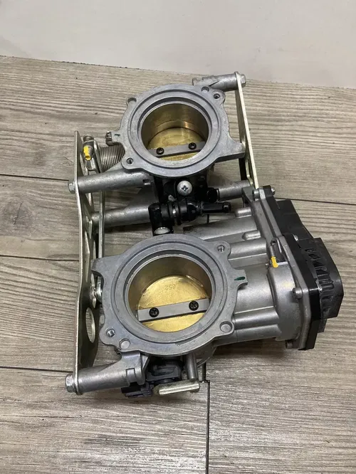 KTM 1290 SUPER DUKE R GT COMPLETE THROTTLE BODY , INJECTORS , MAP SENSORS