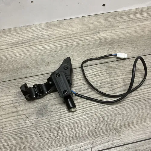 2019 KTM 690 SMC CLUTCH MASTER CYLINDER 12.0