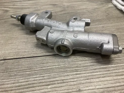2023 YAMAHA YZ250F YZ450 F REAR BRAKE MASTER CYLINDER NEW TAKE OFF