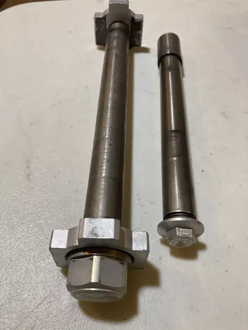 2020-2022 KTM 690 ENDURO FRONT & REAR AXLE