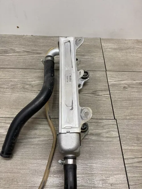 2016-2018 YAMAHA YZ250F RADIATOR RIGHT SIDE FILL .