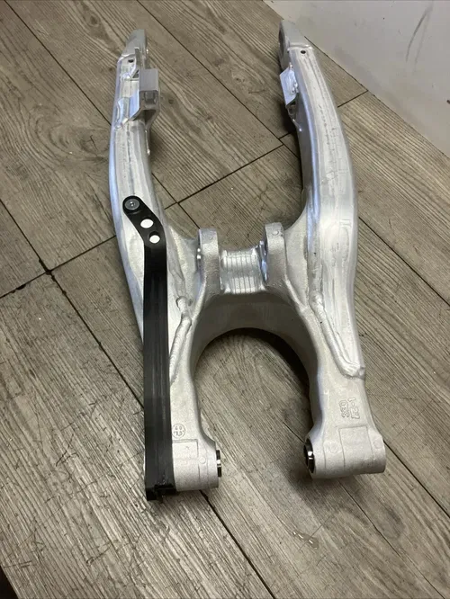 2021 YAMAHA YZ450F  SWINGARM CHASSIS  FITS 18-25 450F 19-25 250F