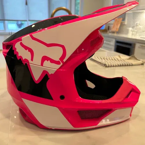 Women's Fox Racing Helmets - Size XXL