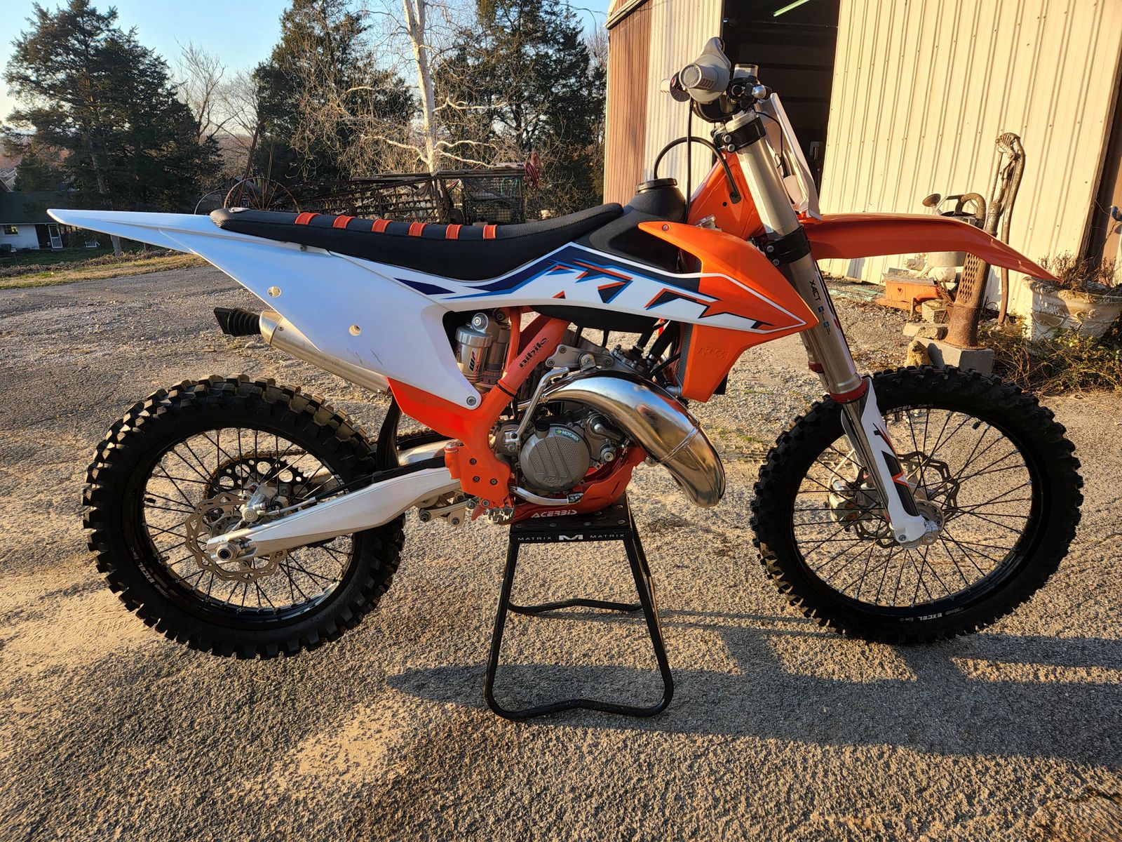 Ktm 150 outlet dirt bike