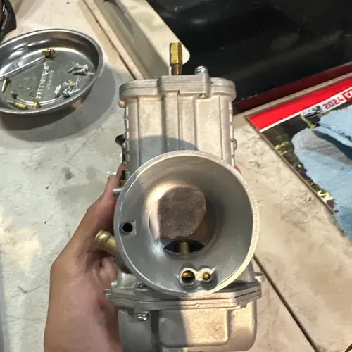 Mikuni Carb