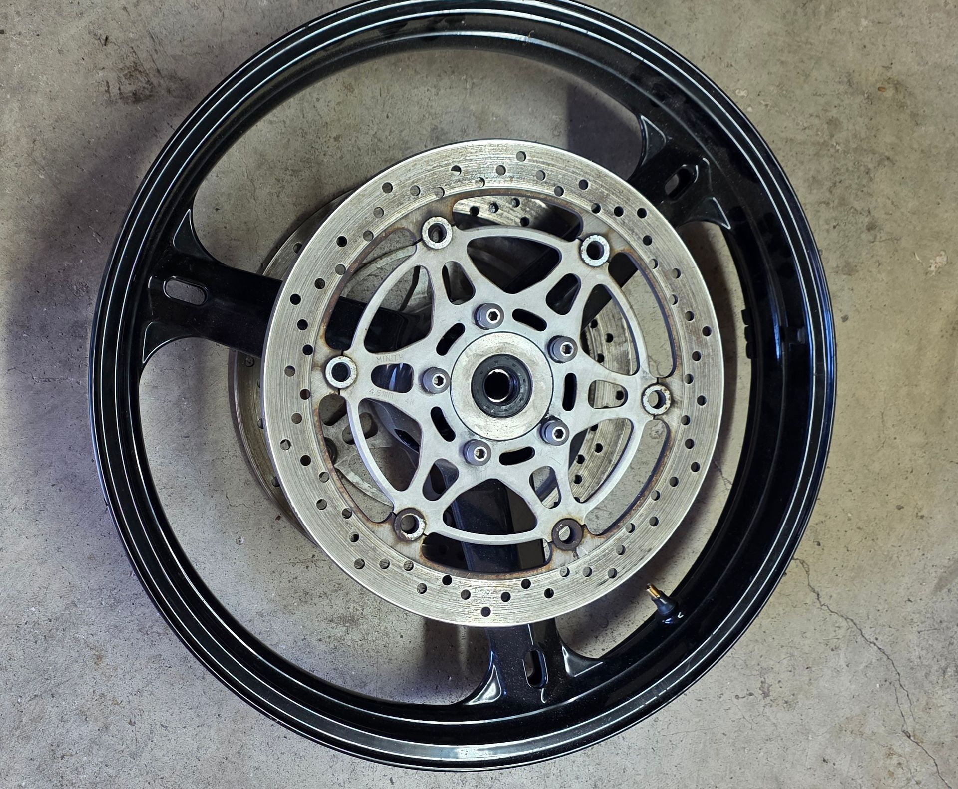 Vstrom 650 1st Gen Front Wheel