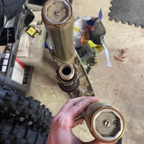 KYB SSS FORKS