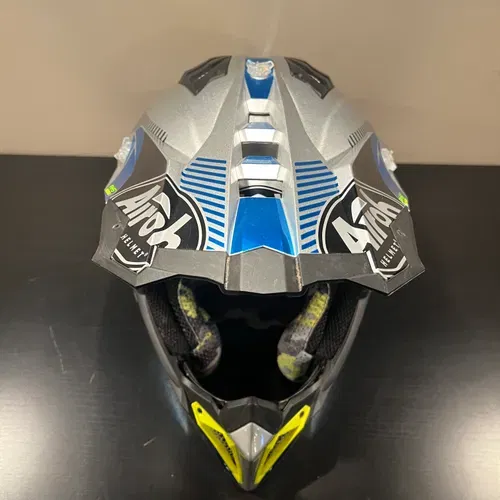 Airoh Helmets - Size M