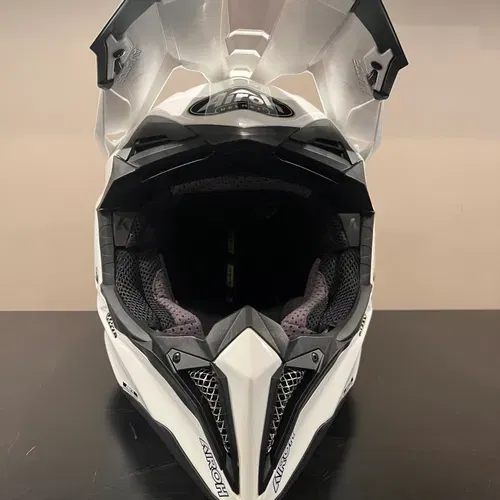 Airoh Helmets - Size M