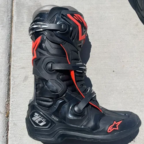 Alpinestar Tech 10 Black And Red