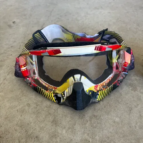 Dirt bike best sale goggles and gloves