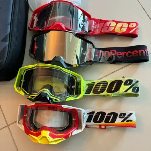 100% Goggle Lot (Bag + Goggles + Lenses)