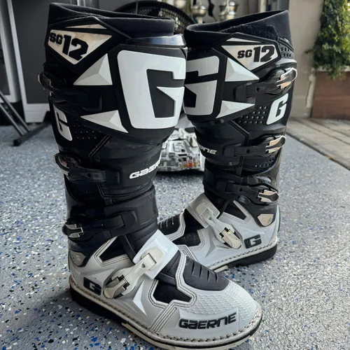 Gaerne SG12 Boots Black/White Size 9 