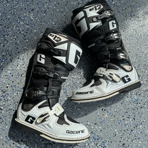 Gaerne SG12 Boots Black/White Size 9 