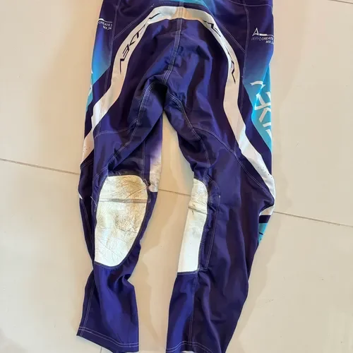 Aektiv VAPR Blue/Purple Motocross Pants Size 34