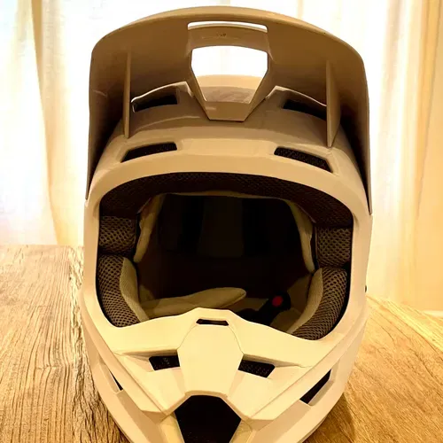 FOX V1 Helmet