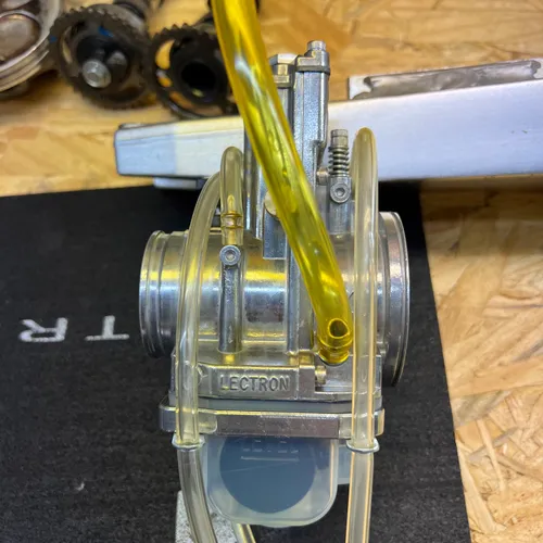 Lectron Carb 2005 YZ250