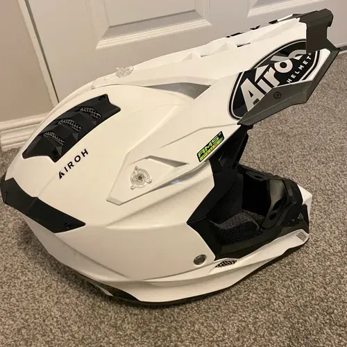 Airoh Helmets - Size L