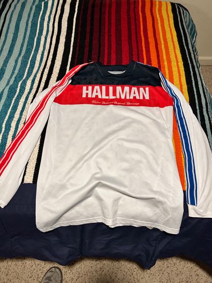 Thor Hallman Gear Set. LG Jersey, 30 Pants