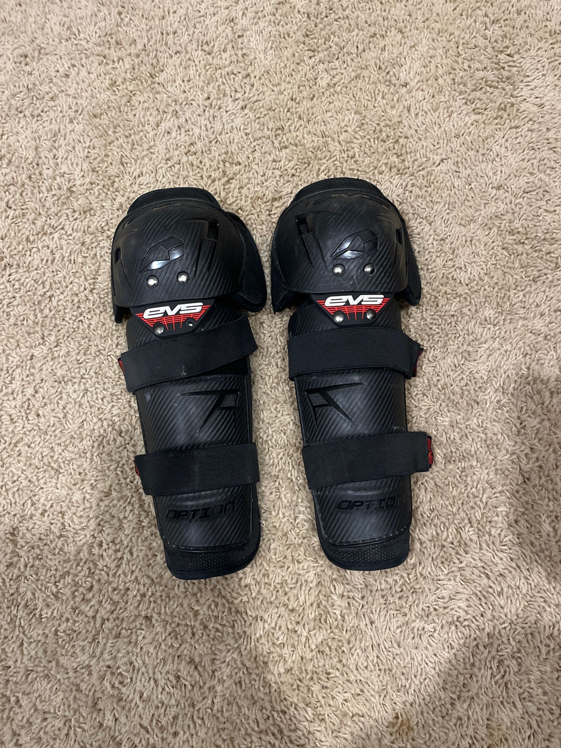 EVS Option Knee Guards 