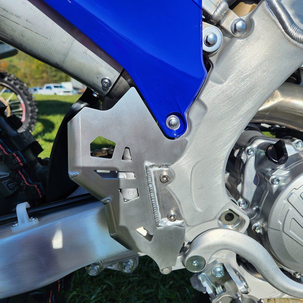 Moto Skegs™ (YZ450F) - Grip Plates For Your Lower Legs! 🇺🇸 USA Made