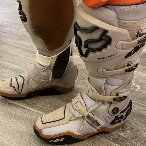 Fox Instinct Boots Size 11