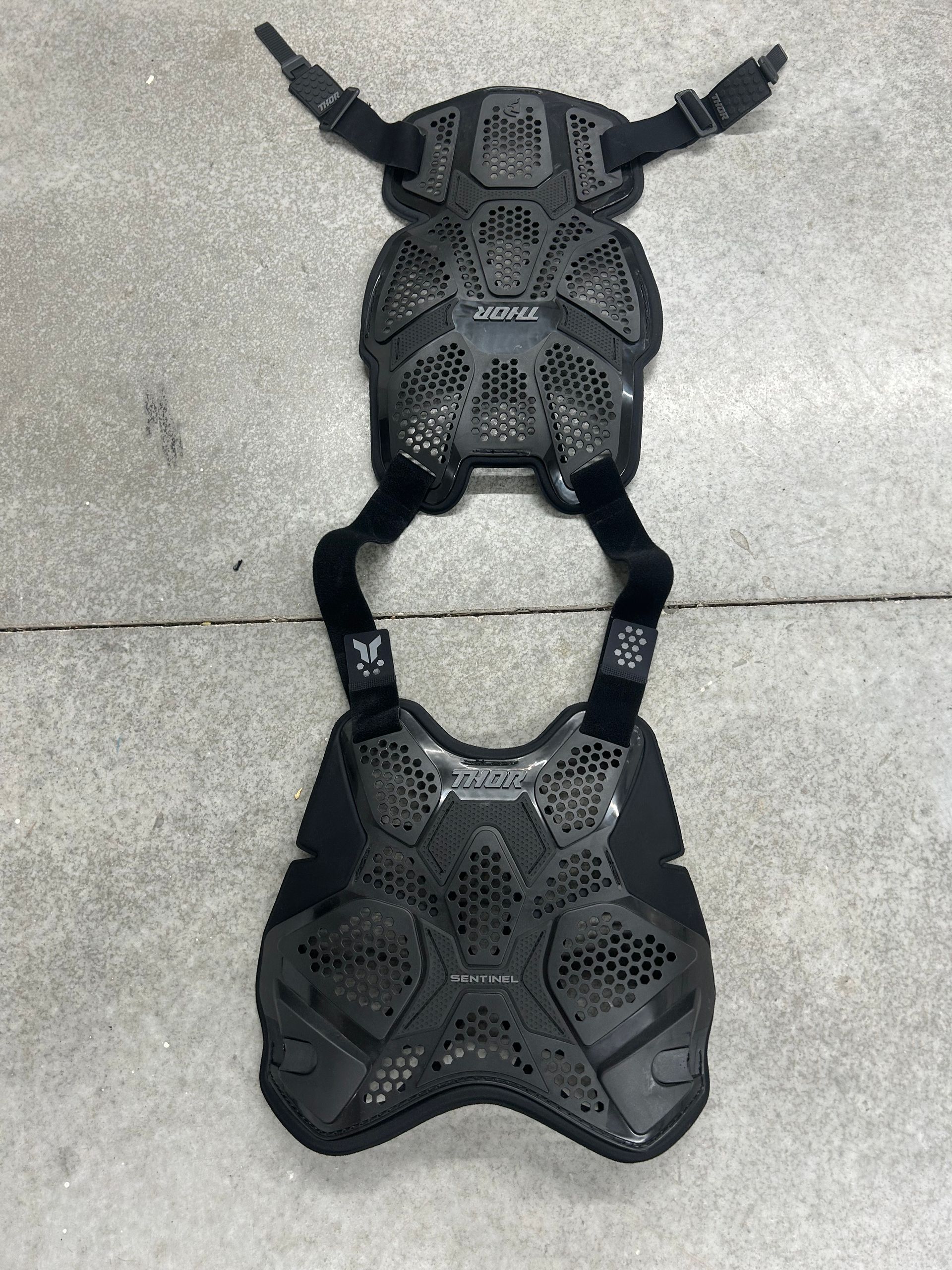 Thor Sentinel Chest Protector Size M/L