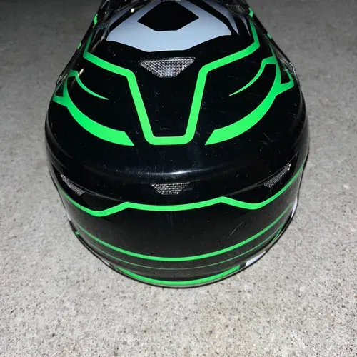 6D Atr 2 Black and Green