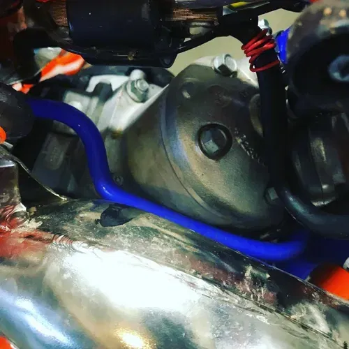 65 SX/TC/MC Silicone Power Valve Hose Blue  23-619B