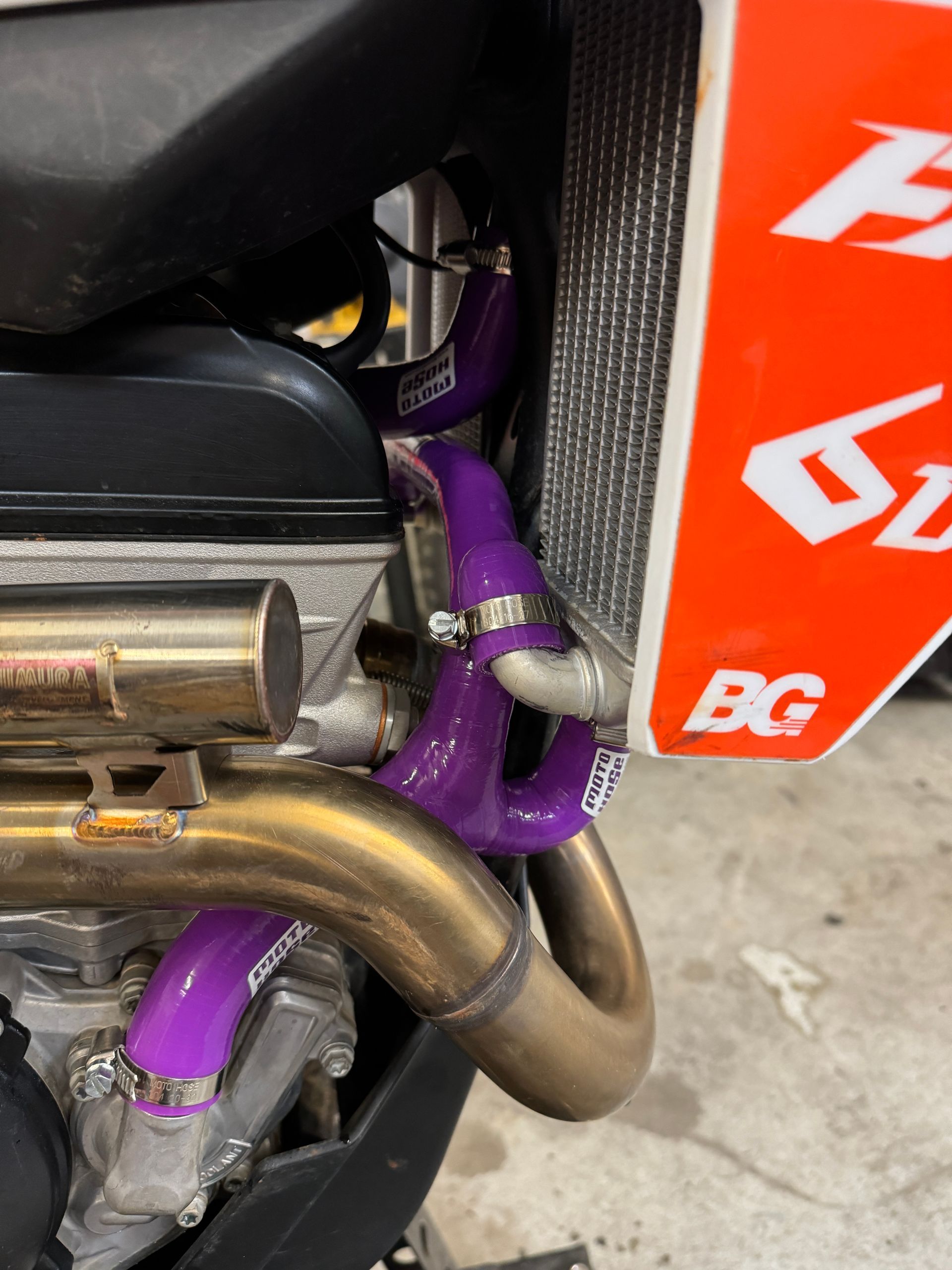 250/350 SX-F XC-F 2023-2025 WORKS Silicone Y Radiator Hose Kit Purple 23-629YWPU
