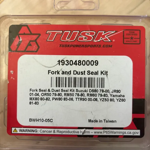 Tusk Fork And Dust Seal Kit 1930480009
