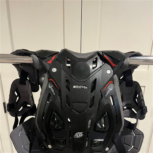 Troy Lee Designs Chest Protector - Large. 40" - 45" Chest