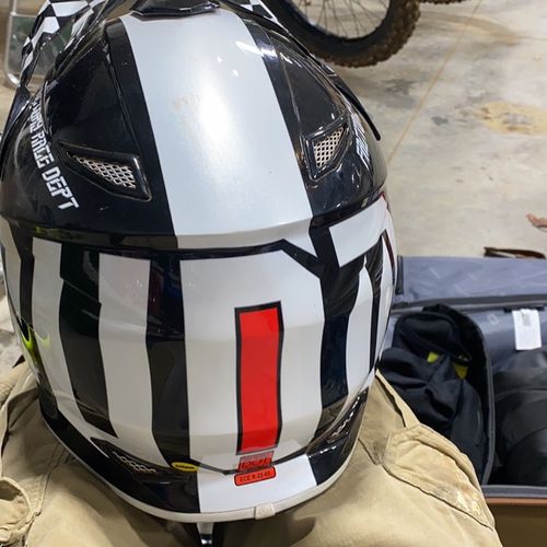 Suomy Helmets - Size L