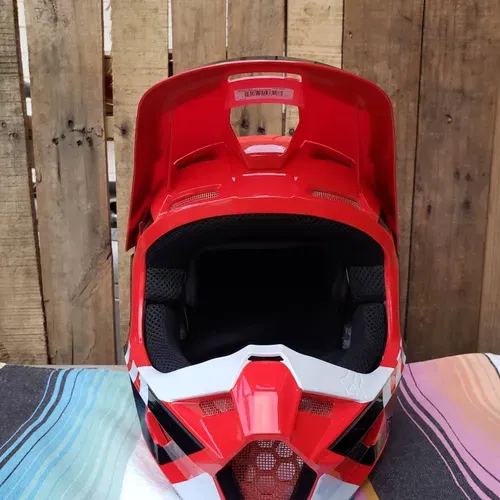 Fox MVRS V1 Helmet Size Small