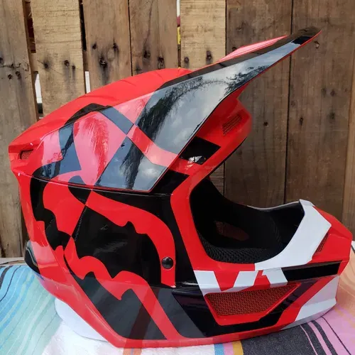 Fox MVRS V1 Helmet Size Small