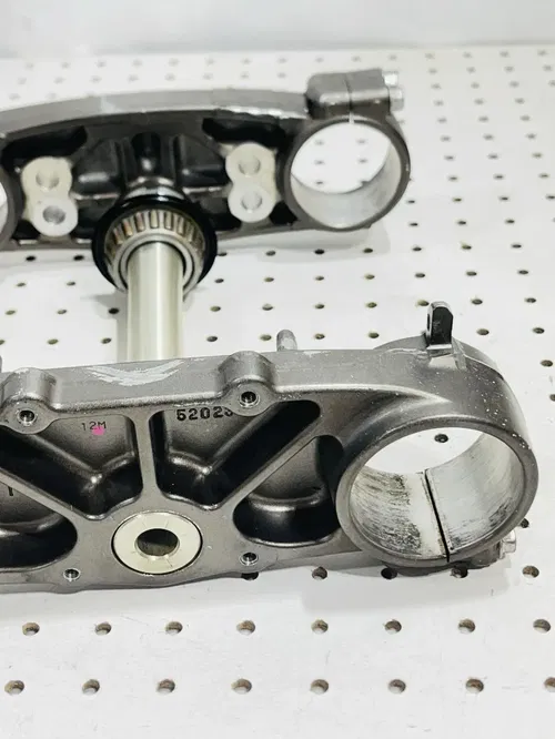 Yamaha YZ450F - Stock Triple Tree Fork Clamps Steering Stem - 2011 YZ 450F OEM