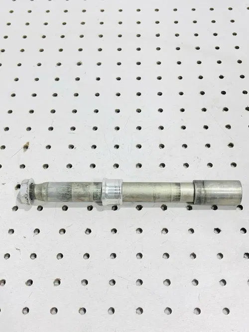 2008 - 2013 Yamaha YZ450F OEM Front Axle W/Nut YZ250F  YZ 125 250 - 2011 Yz 450f