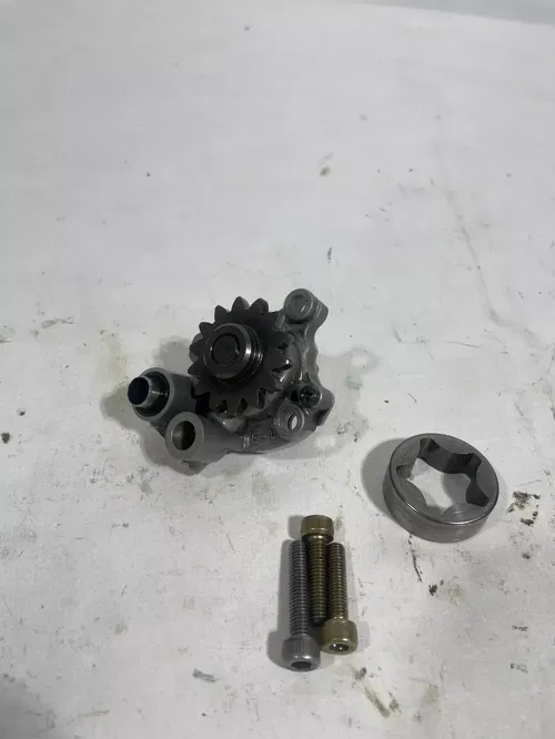 2005 Yamaha  YZ250F WR250F  Oil Pump & Rotor Assembly fits 2001-2013