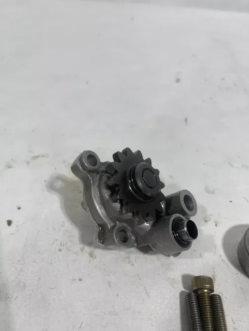 2005 Yamaha  YZ250F WR250F  Oil Pump & Rotor Assembly fits 2001-2013