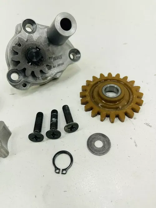 Suzuki DRZ400E - Stock Engine Oil Pump Assembly - 2001 DRZ 400 OEM