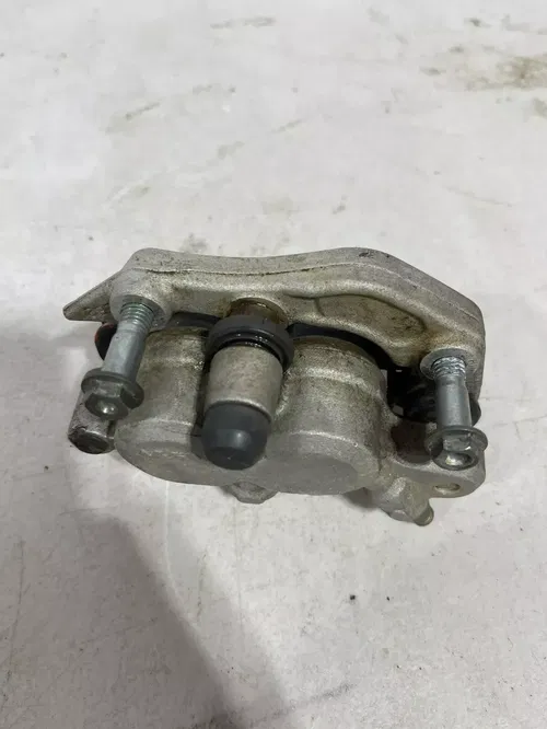 2006 Crf250x Crf 250 - OEM Front Brake Caliper Oem NISIN