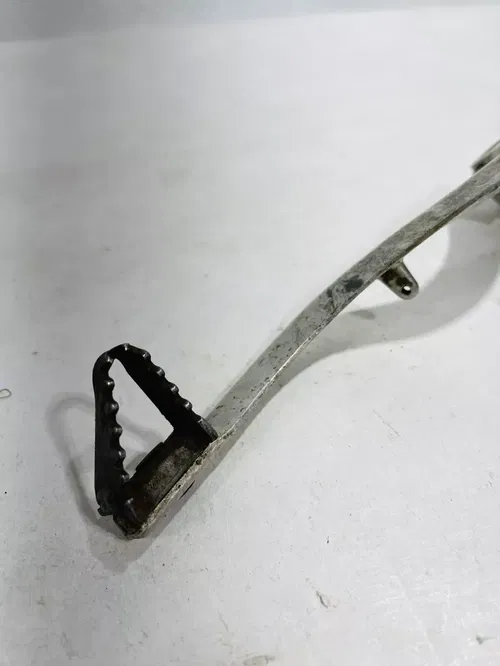 2007 KAWASAKI KX250F KX 250f Kx450f REAR BRAKE PEDAL LEVER 13236-0097 OEM