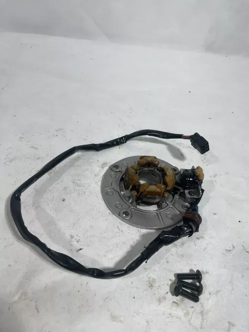 05 Yamaha YZ 250F Stator Ignition Magneto 5XD-85560-09-00 2002-2005
