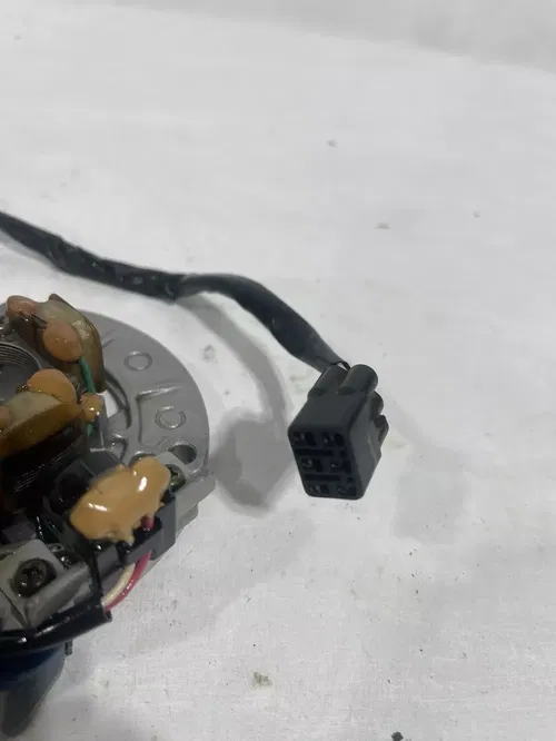 05 Yamaha YZ 250F Stator Ignition Magneto 5XD-85560-09-00 2002-2005
