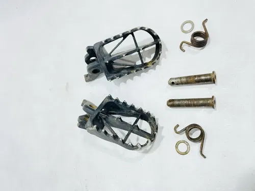 2012 Kawasaki Kx250f - OEM Stock Footpeg Set  Pair W/ Springs - KX250f Kx450f