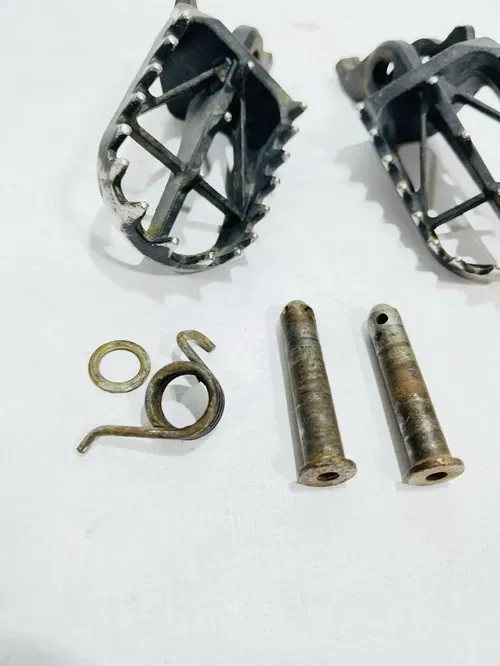 2012 Kawasaki Kx250f - OEM Stock Footpeg Set  Pair W/ Springs - KX250f Kx450f