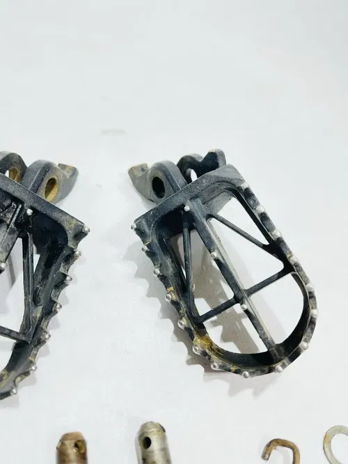 2012 Kawasaki Kx250f - OEM Stock Footpeg Set  Pair W/ Springs - KX250f Kx450f