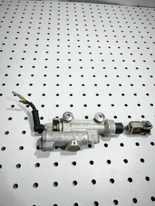 05 Honda CRF450X - Stock Nissin Rear Brake Master Cylinder - 2005 CRF450 OEM