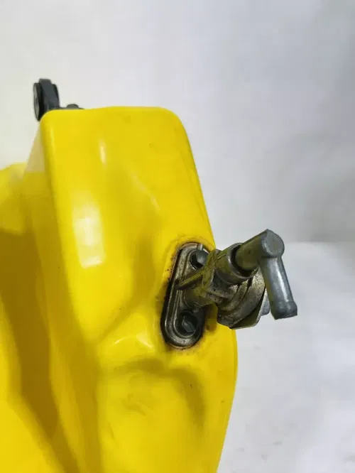 2001 SUZUKI DRZ400E DRZ 400 GAS FUEL TANK CELL PETROL RESERVOIR W/ Petcock OEM